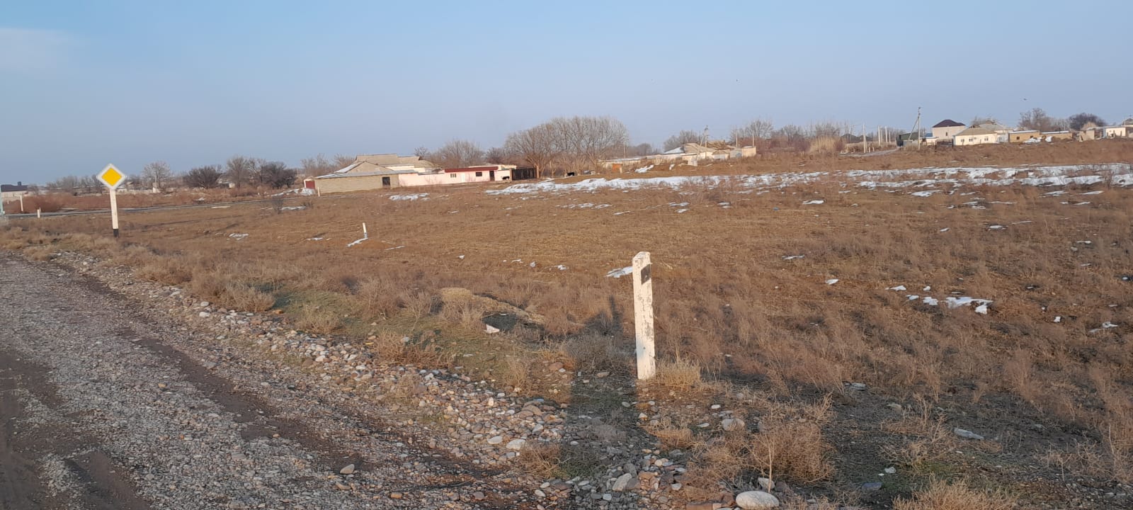 img-0