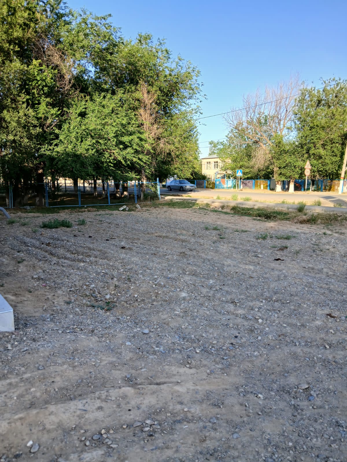 img-1