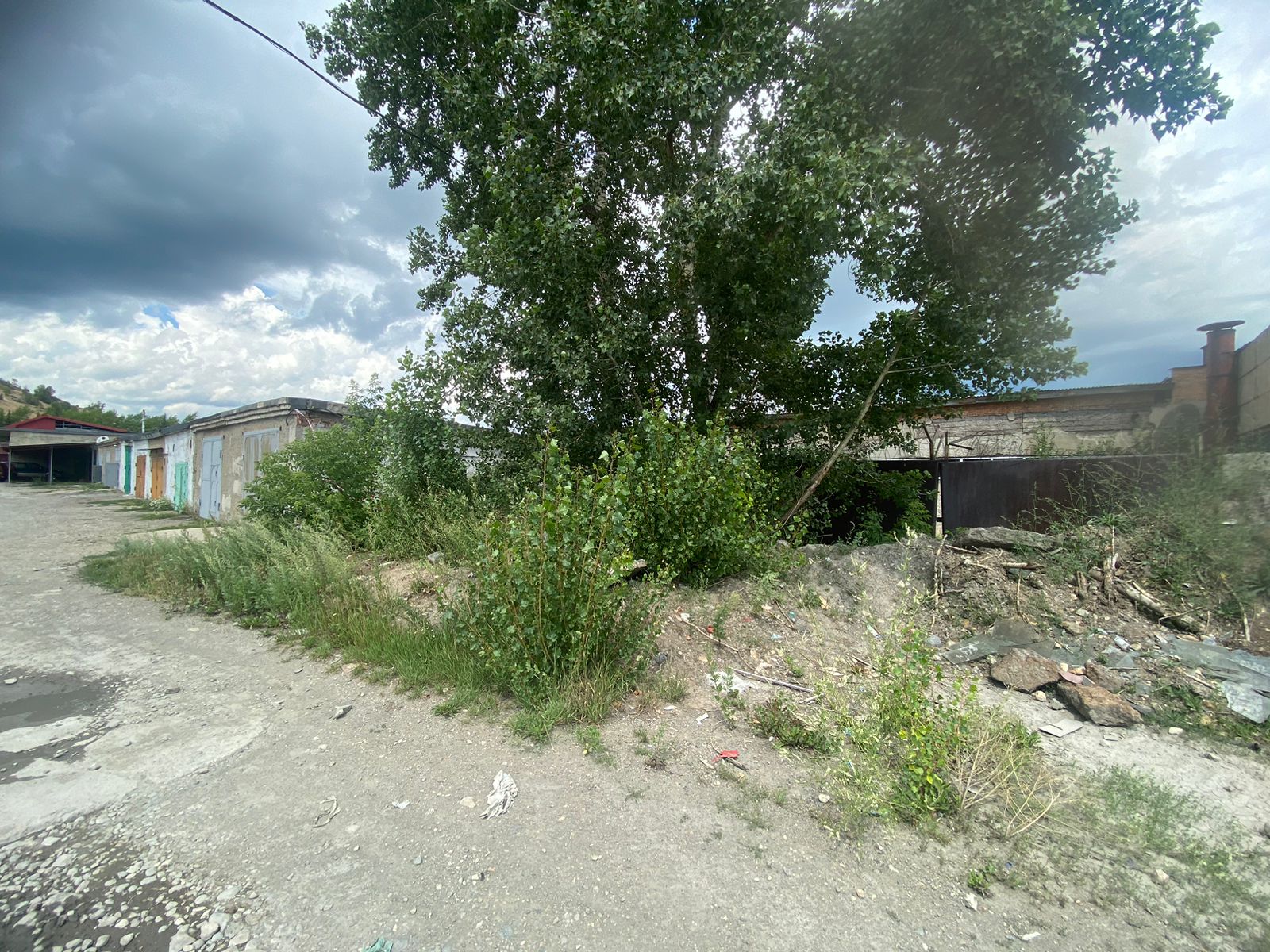 img-1