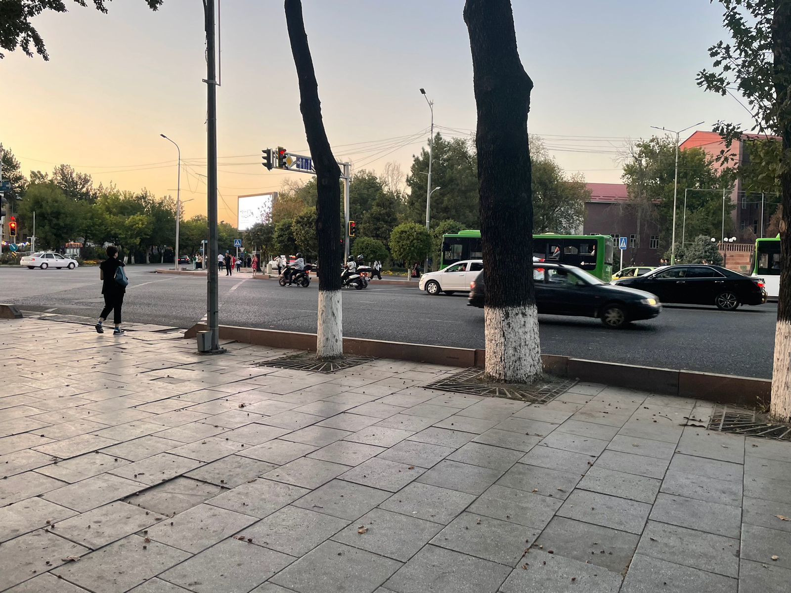img-3