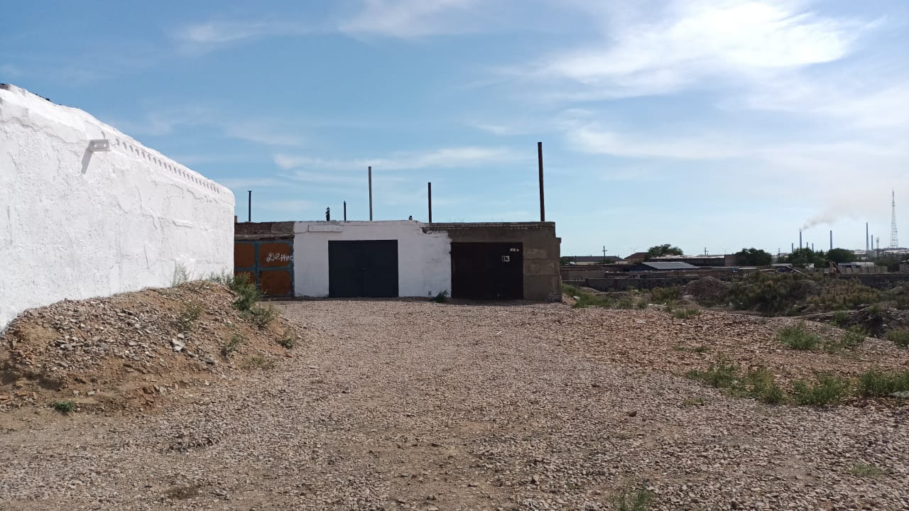 img-1
