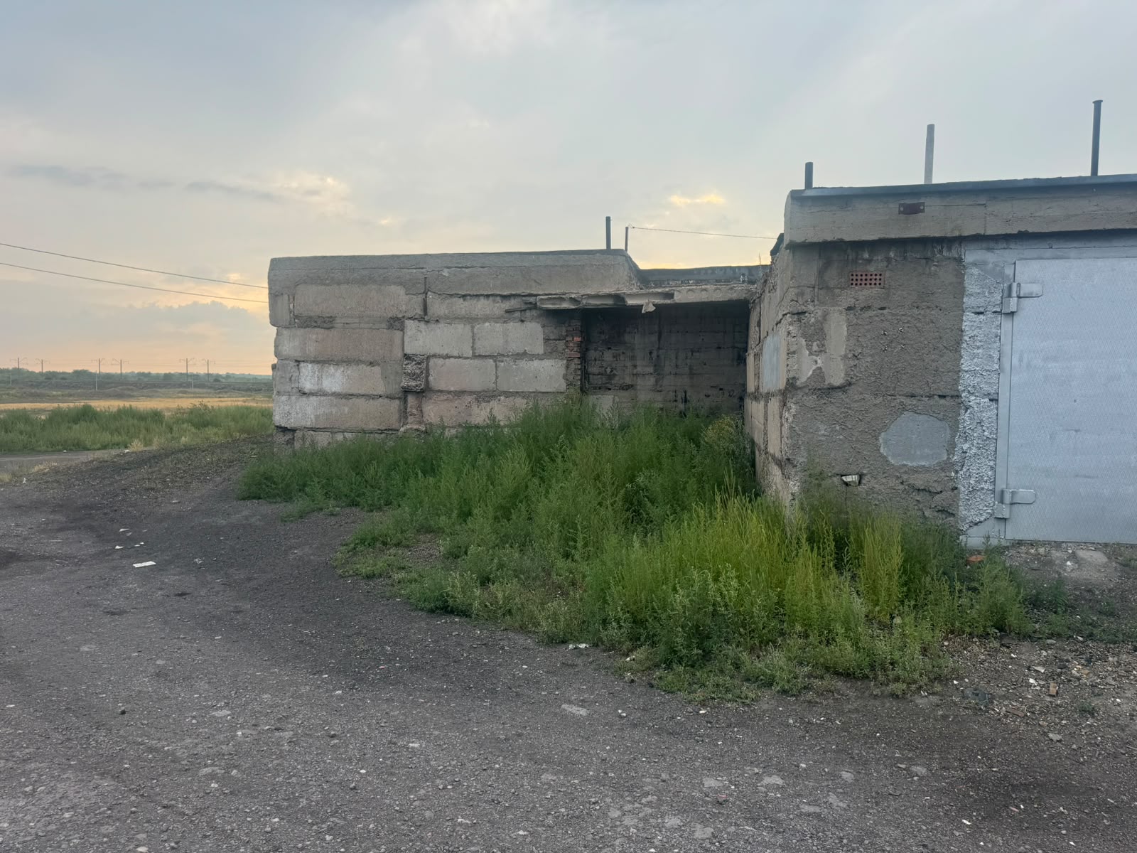 img-0