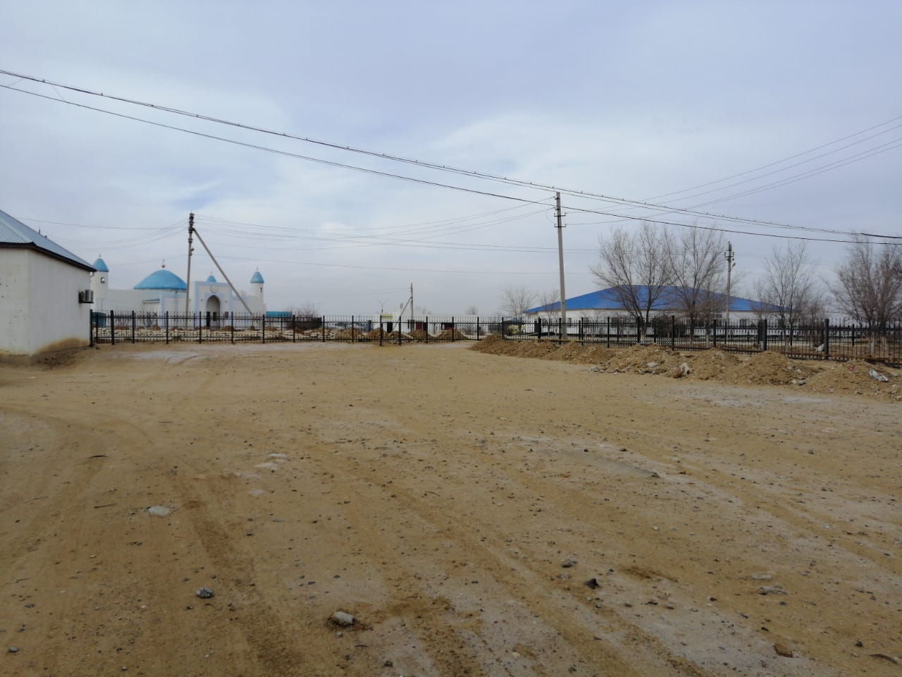 img-1