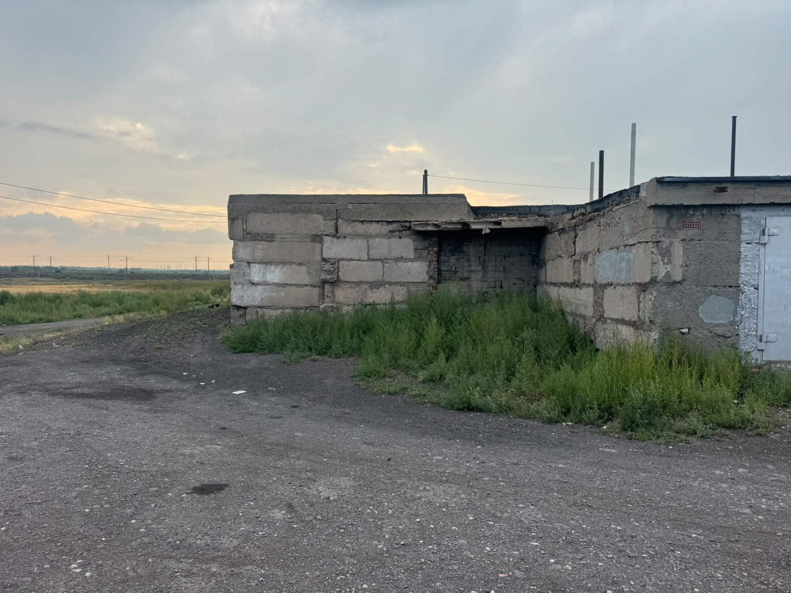 img-1