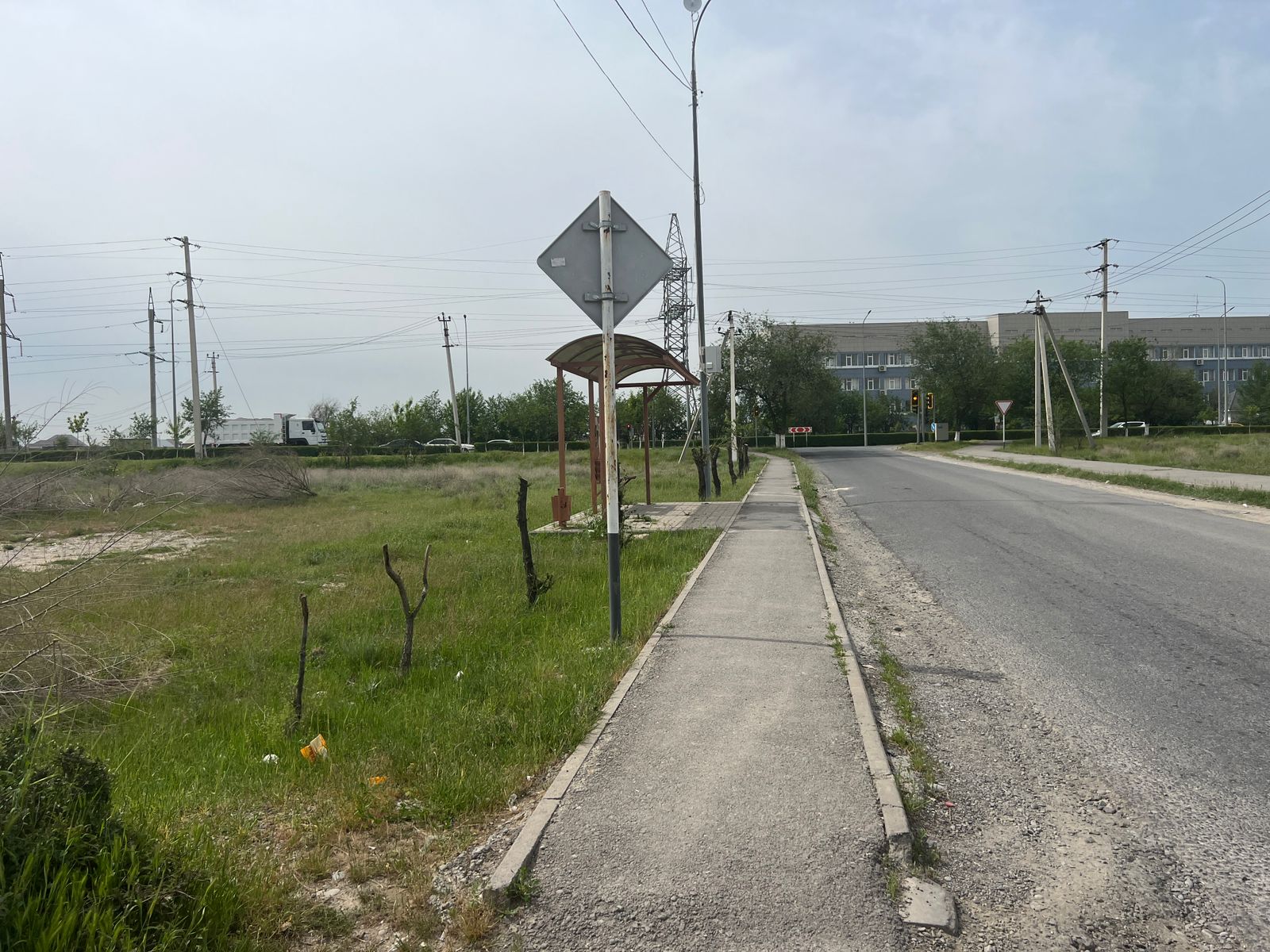 img-0