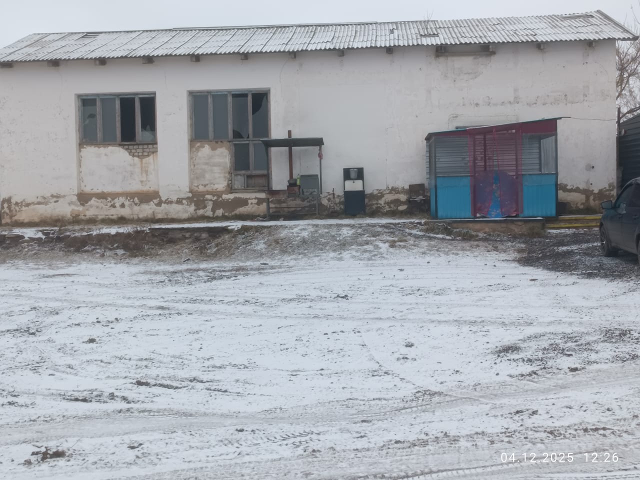 img-1