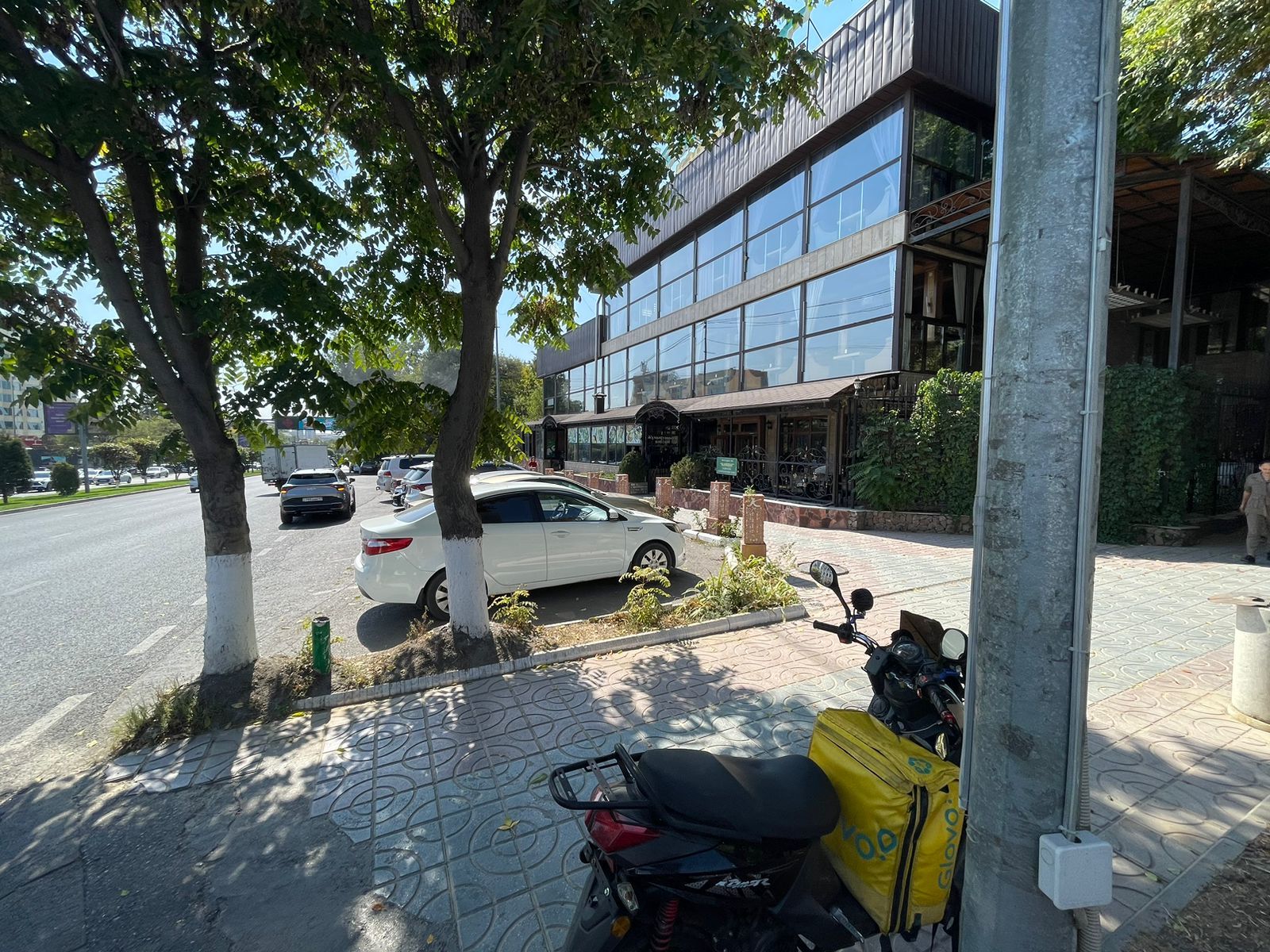 img-1