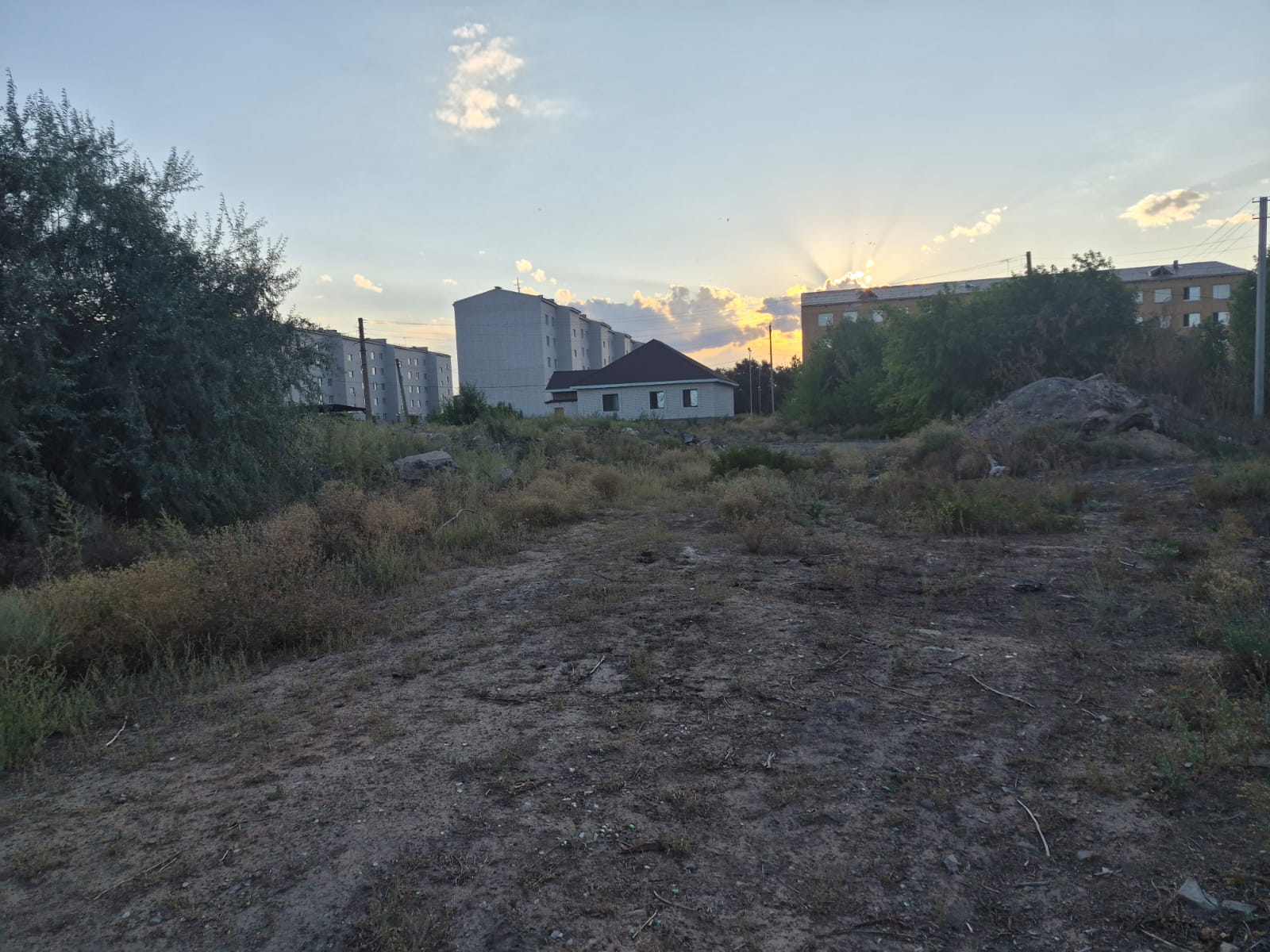img-1
