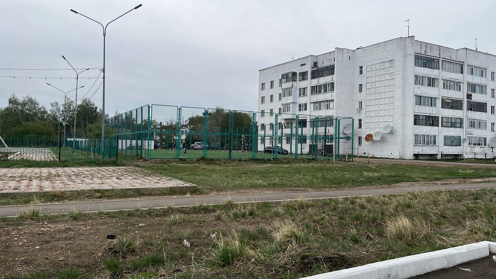 img-1