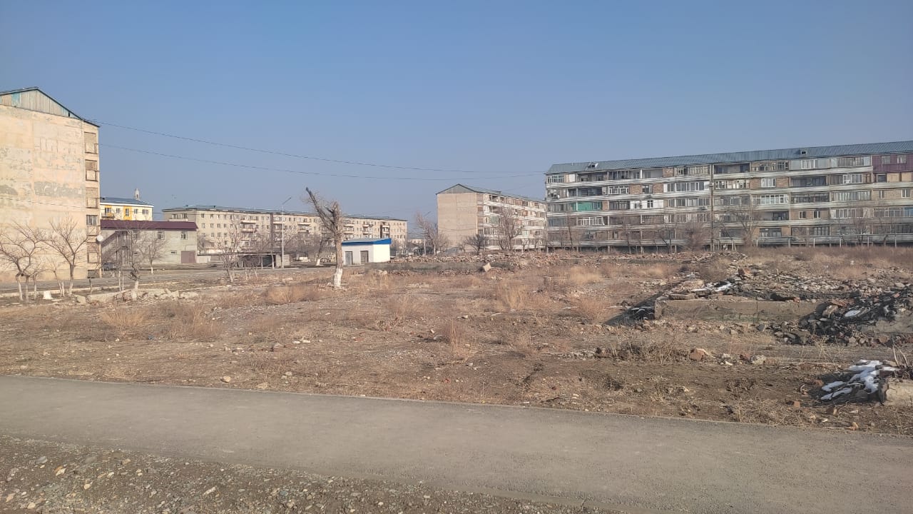 img-1