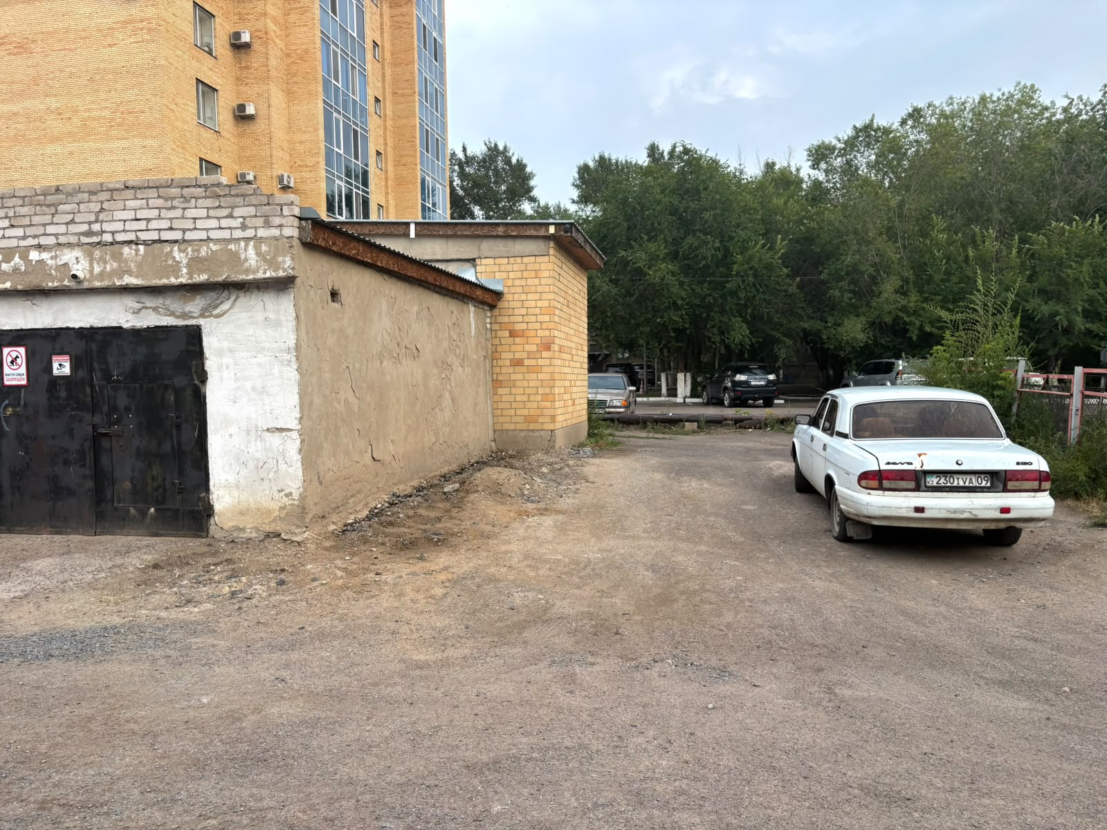 img-1