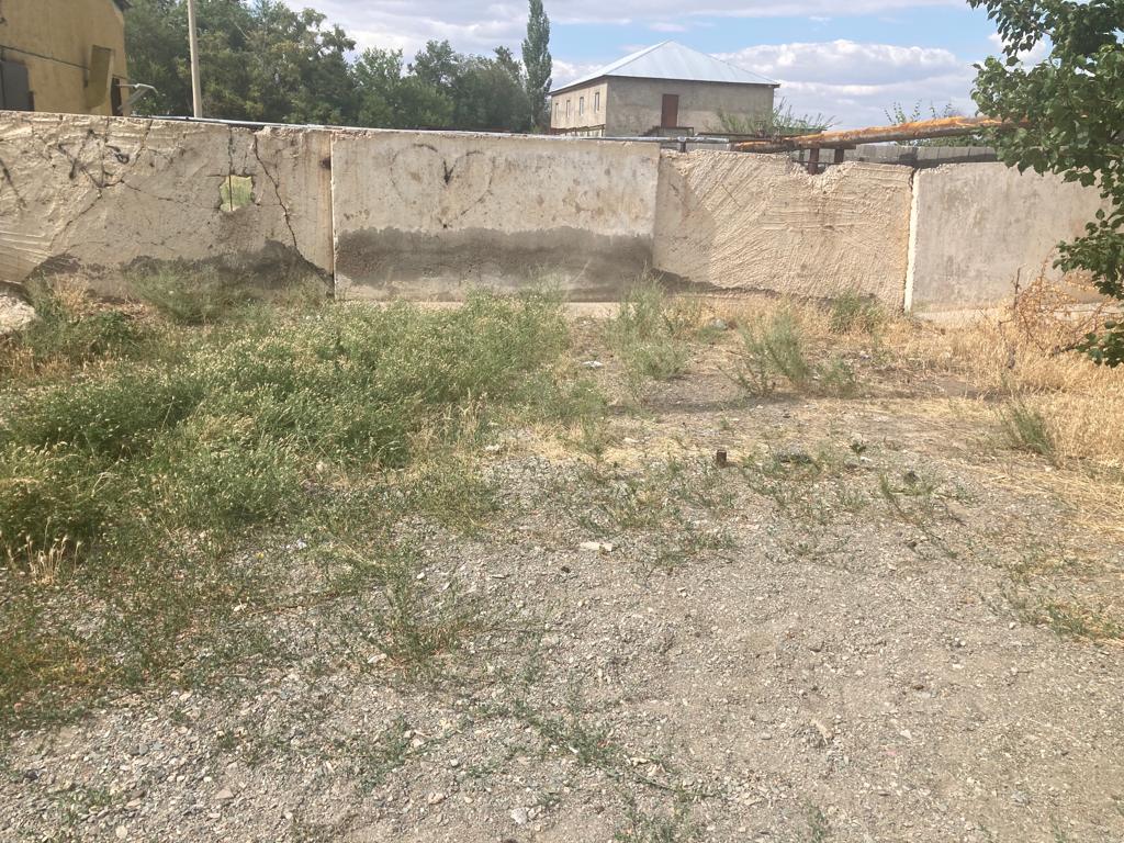 img-1