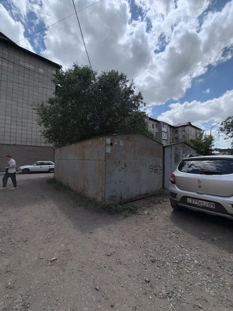 img-0